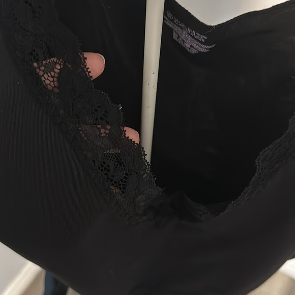 SPANX by Sara Blakely tank top lace detail - Picture 5 of 6